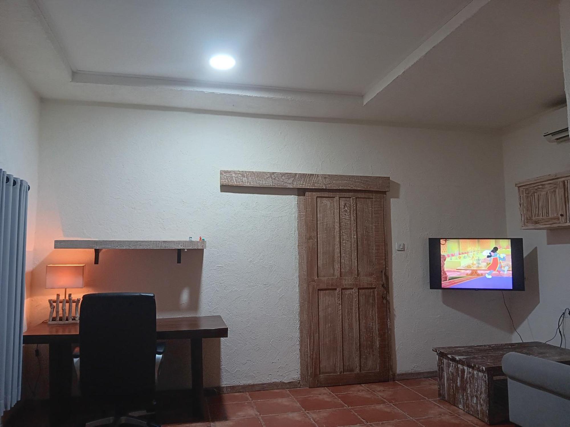 Mango 5 Hotel آميدْ الغرفة الصورة